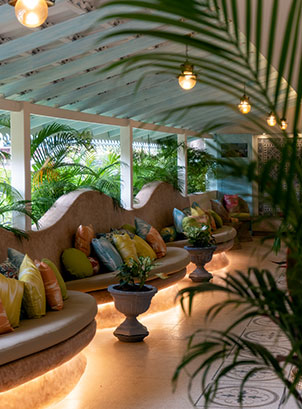 VivaStays welcome area